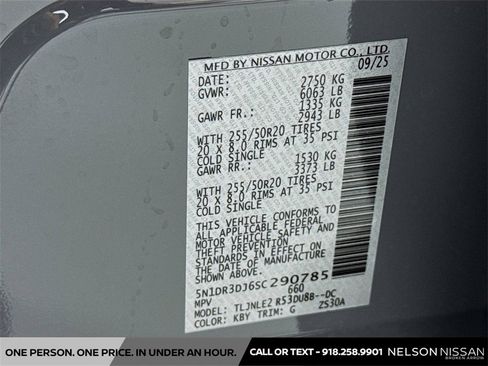 New 2025 Nissan Pathfinder Platinum w/ Black Appearance Package image 35