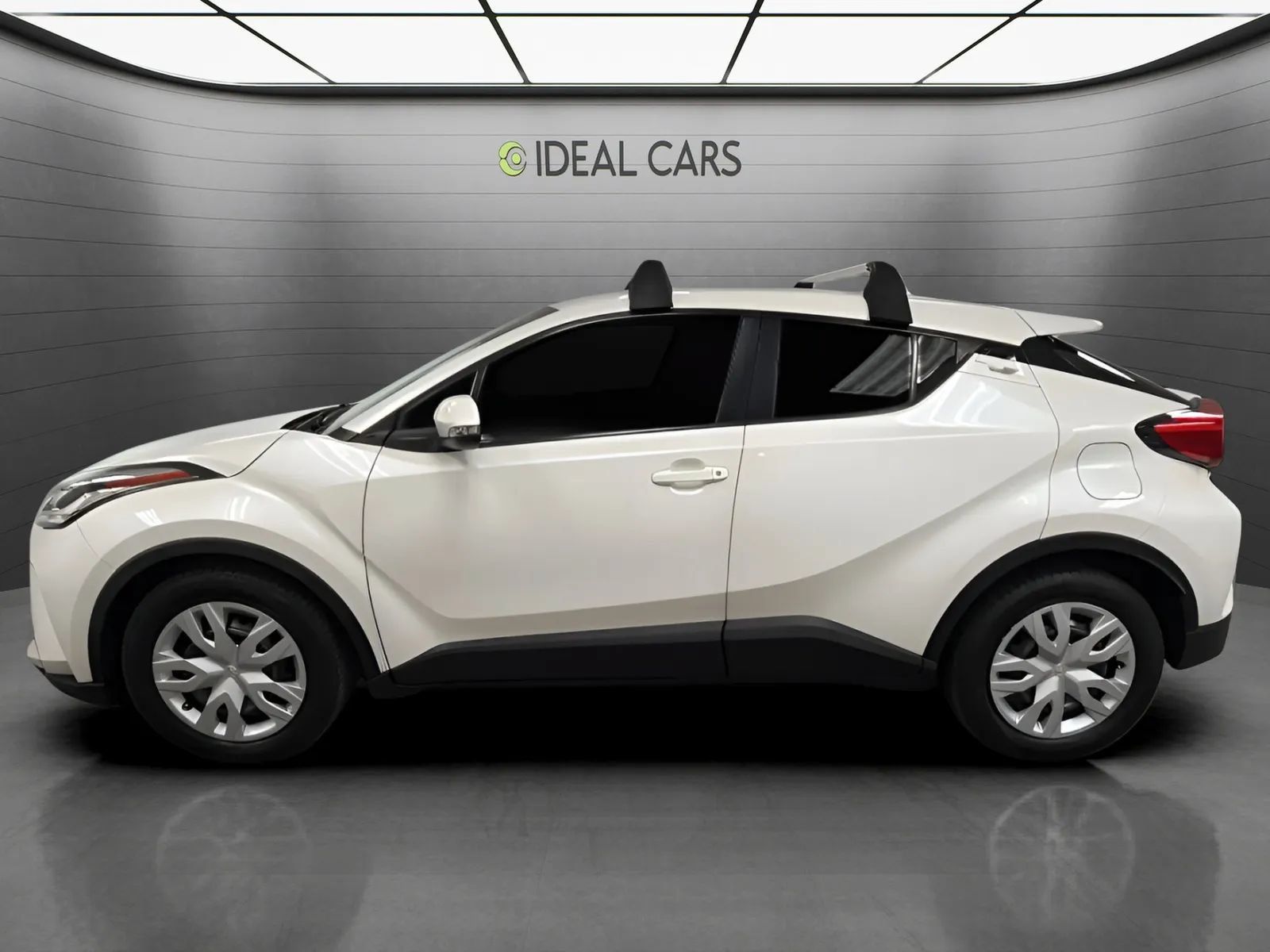 Used 2020 Toyota C-HR LE FWD image 8
