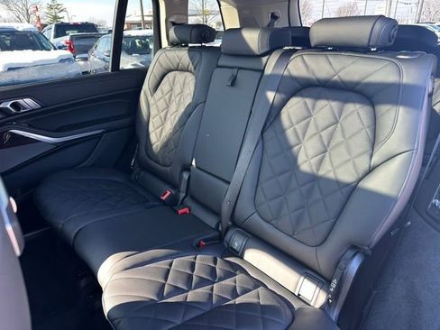 New 2026 BMW X7 xDrive40i w/ Premium Package image 29