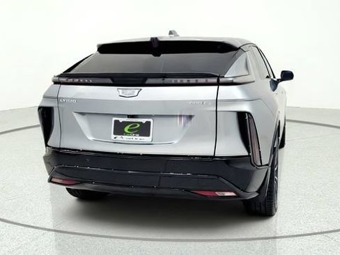 Used 2024 Cadillac Lyriq Sport AWD/4WD image 8