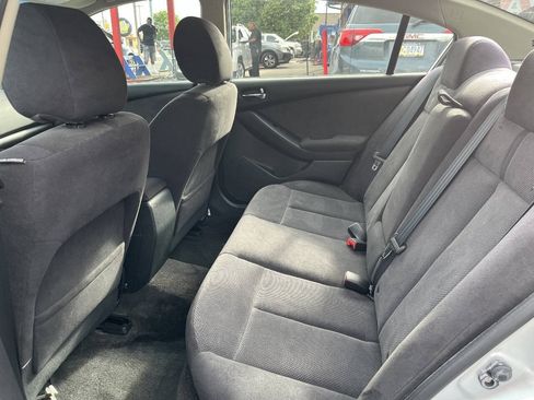 Used 2009 Nissan Altima 2.5 S FWD image 10