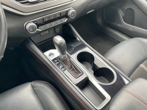 Used 2024 Nissan Altima 2.5 SR image 23