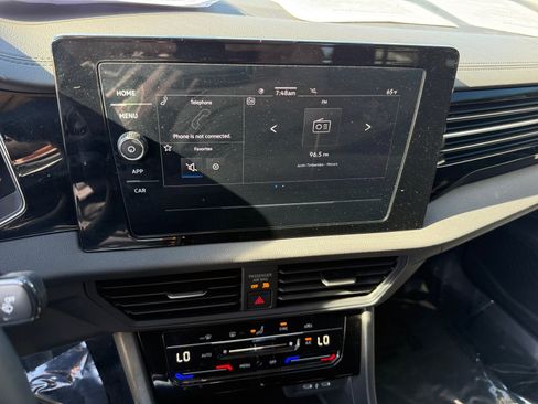 Certified 2025 Volkswagen Jetta S FWD image 12