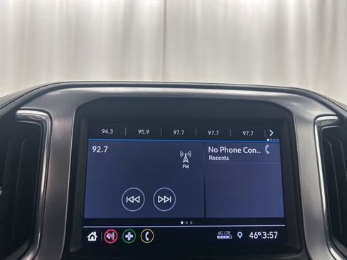 Used 2022 GMC Sierra 1500 Elevation w/ LPO, Elevation Black Package image 13