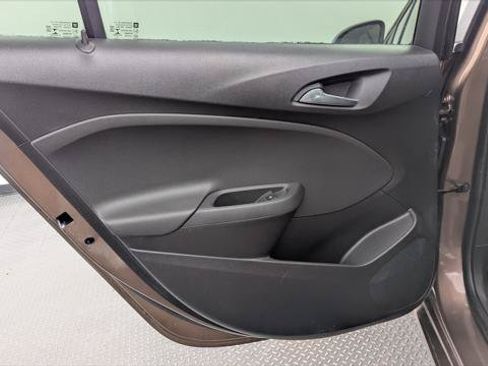 Used 2019 Chevrolet Cruze LS w/ LS Convenience Package FWD image 16