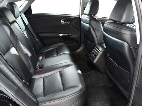 Used 2016 Toyota Avalon XLE FWD image 19