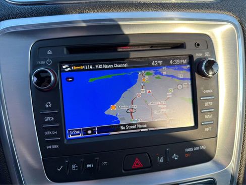 Used 2017 GMC Acadia Limited SLT image 29