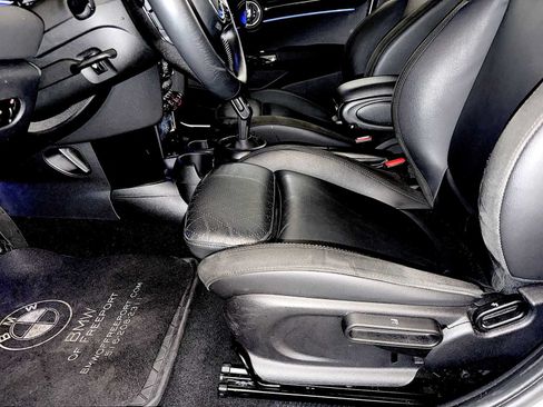 Certified 2023 MINI Cooper S w/ Signature Upholstery Package FWD image 10