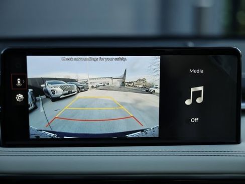 Used 2026 Genesis G70 2.5T image 35