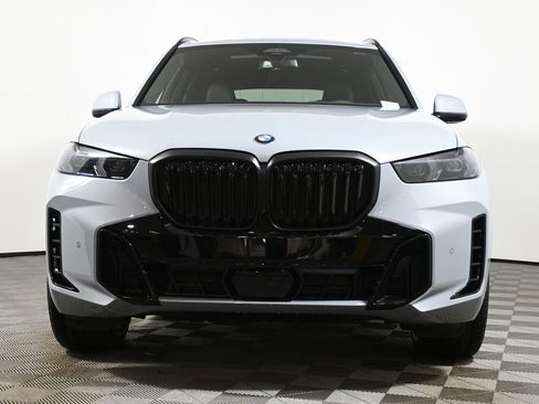 New 2026 BMW X5 xDrive40i w/ M Sport Package image 10