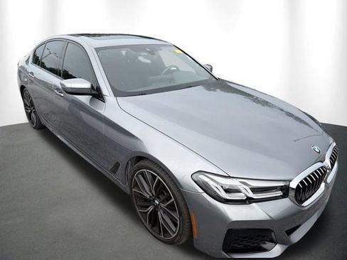 Used 2023 BMW 540i w/ M Sport Package RWD image 10
