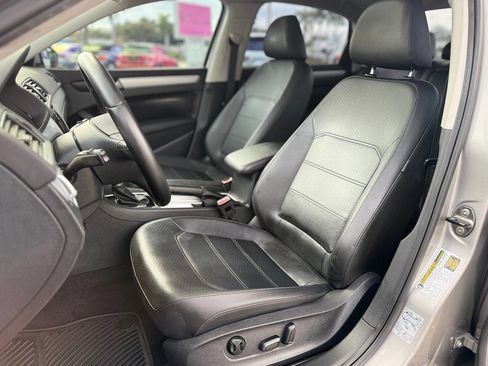 Used 2012 Volkswagen Passat 2.5 SE image 13
