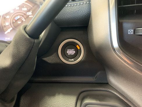 New 2026 RAM 2500 Laramie AWD/4WD image 26