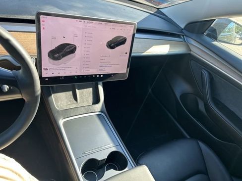 Used 2023 Tesla Model 3 Standard Range RWD image 11