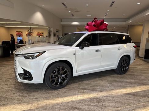 New 2026 Lexus TX 500h F SPORT Performance Premium image 4