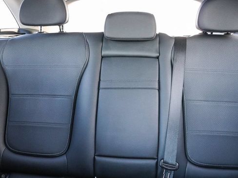 Used 2023 Mercedes-Benz GLC 300 4MATIC image 26
