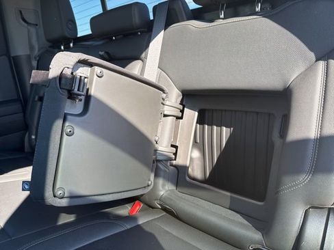 Used 2022 Chevrolet Silverado 1500 LTZ w/ LTZ Convenience Package II image 40