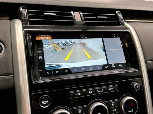 Used 2019 Land Rover Discovery HSE image 23