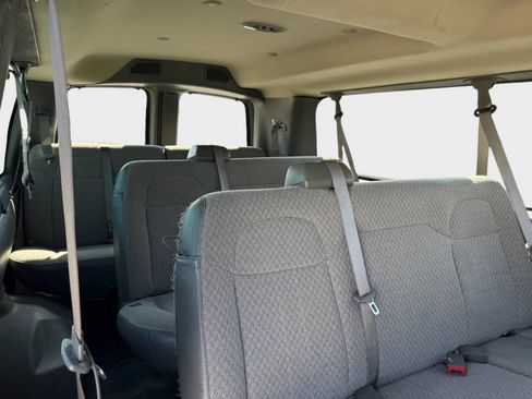 Used 2016 Chevrolet Express 3500 LT w/ LT Preferred Equipment Group image 10