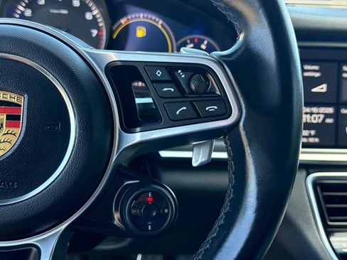 Used 2020 Porsche Panamera 4 image 25