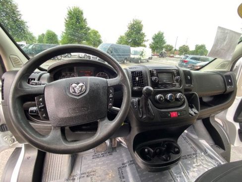 Used 2017 RAM ProMaster 2500 image 22