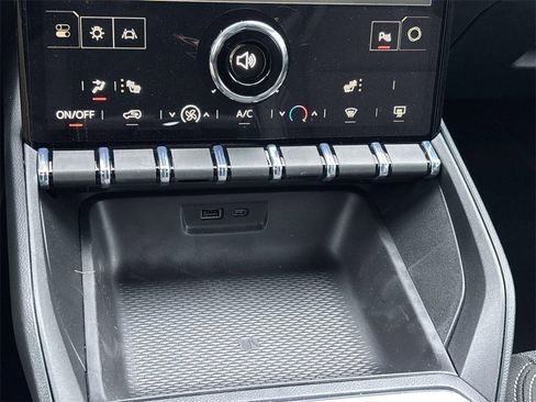 New 2026 GMC Terrain Elevation w/ LPO, Floor Liner Package image 11