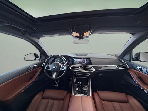 Used 2022 BMW X5 M50i image 39