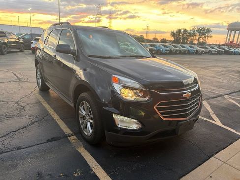 Used 2017 Chevrolet Equinox LT w/ Convenience Package FWD image 5