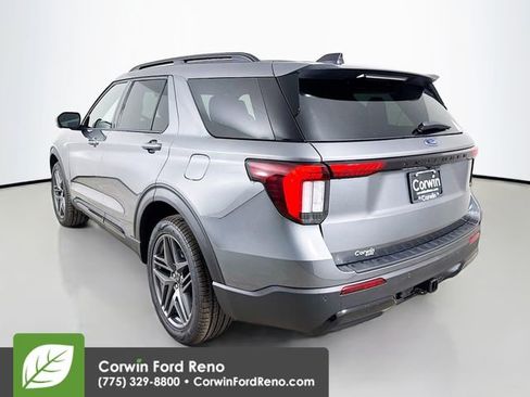 New 2026 Ford Explorer ST-Line w/ ST-Line Street Pack AWD/4WD image 5