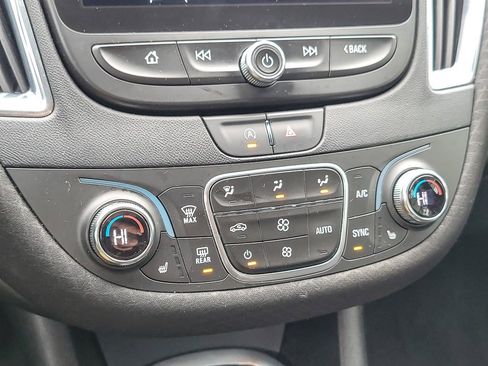 Certified 2020 Chevrolet Malibu LT image 14