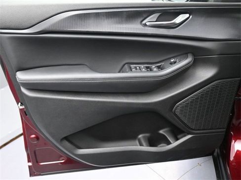 New 2025 Jeep Grand Cherokee Laredo image 40