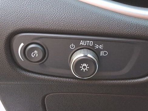 Used 2024 Chevrolet Malibu LT w/ Sport Edition image 23