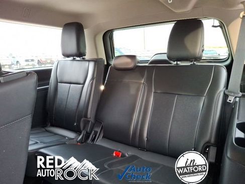 Used 2024 Ford Expedition Max XLT image 13