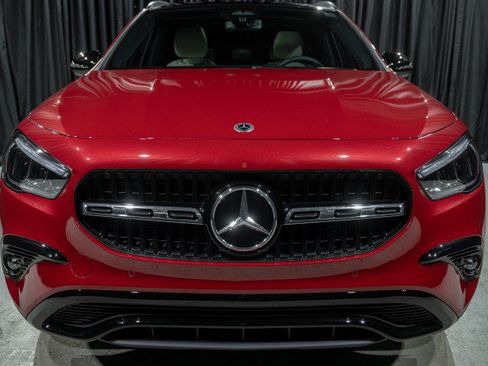 Used 2026 Mercedes-Benz GLA 250 image 2