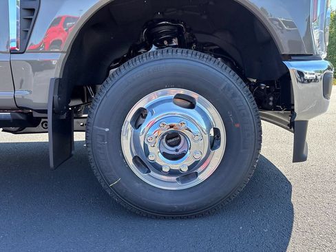 New 2026 Ford F350 Lariat AWD/4WD image 10