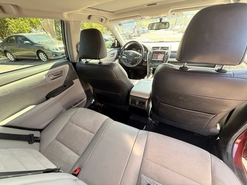 Used 2015 Toyota Camry XSE FWD image 17