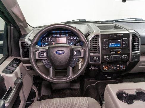Used 2018 Ford F250 XLT AWD/4WD image 12