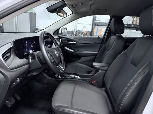 Used 2024 Buick Encore GX Preferred FWD image 15