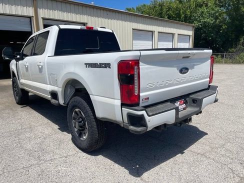 Used 2024 Ford F250 Lariat w/ Lariat Ultimate Package AWD/4WD image 4