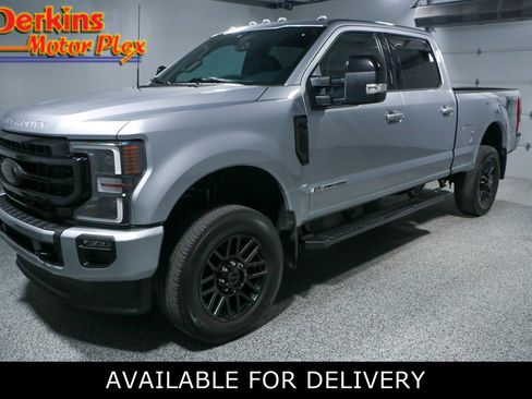Used 2022 Ford F250 Lariat w/ Black Appearance Package image 1