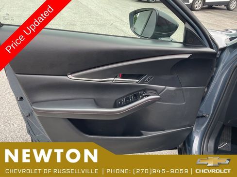 Used 2025 MAZDA CX-30 AWD 2.5 S w/ Preferred Package image 8