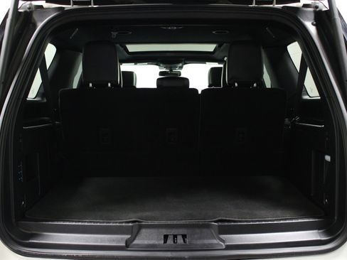 Used 2021 Ford Expedition Max XLT image 15