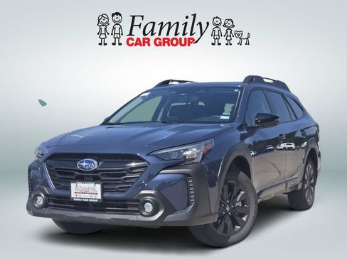 Used 2025 Subaru Outback Onyx Edition AWD/4WD image 1
