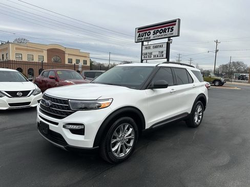 Used 2024 Ford Explorer XLT w/ Equipment Group 202A image 1