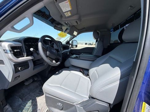 Used 2026 Ford F350 XL w/ FX4 Off-Road Package AWD/4WD image 3