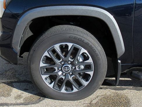 Used 2024 Toyota Tundra Limited image 9