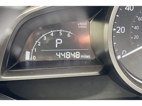 Used 2019 MAZDA CX-3 Touring w/ Preferred Equipment Package FWD image 40
