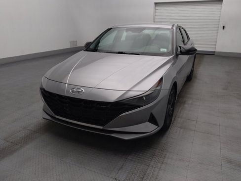 Used 2021 Hyundai Elantra SEL FWD image 15
