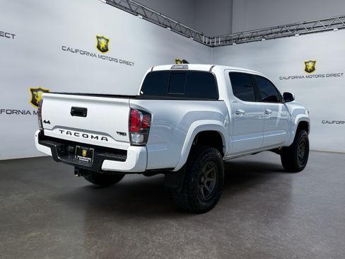 Used 2020 Toyota Tacoma Limited AWD/4WD image 5