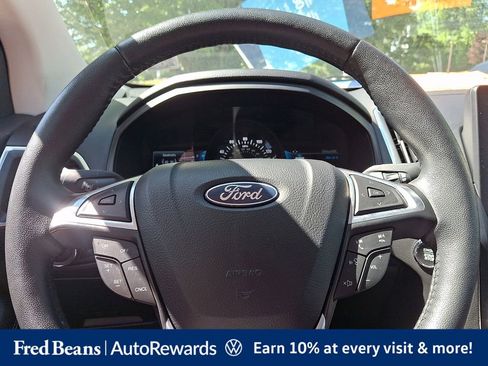 Used 2024 Ford Edge Titanium AWD/4WD image 25